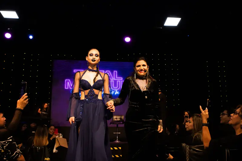 The Beauty School · Carrera Profesional